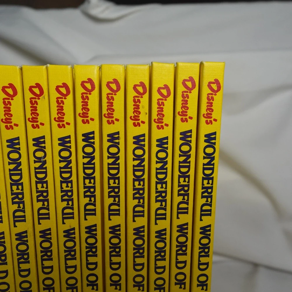 Disney's Wonderful World of Knowledge Complete 1-25 + 1987-1992 Yearbooks